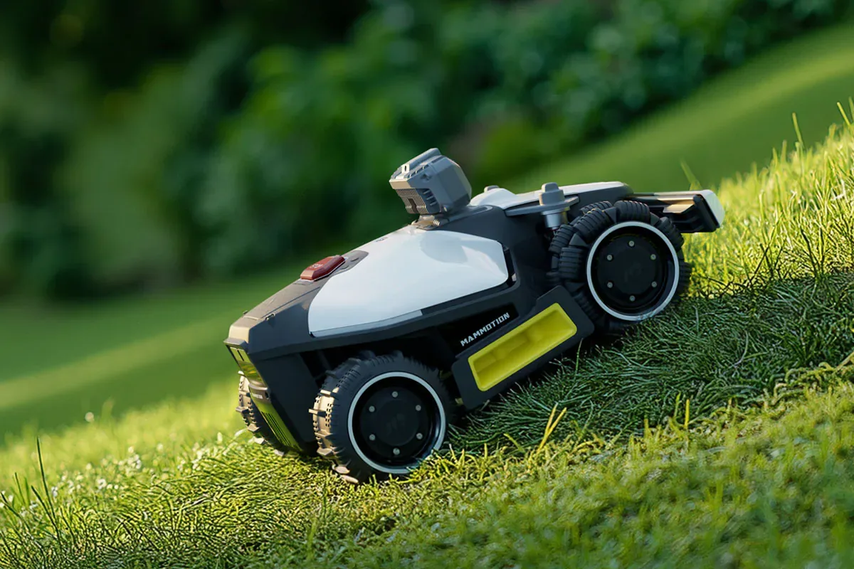 LUBA mini AWD LiDAR 1500 robotická sekačka — fotografie 1